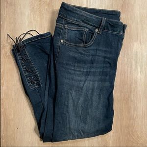 Maurices Size 18 tie bottom cropped jeans